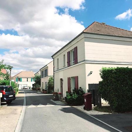 Apartmán Cozy Bussy-Saint-Georges Exteriér fotografie