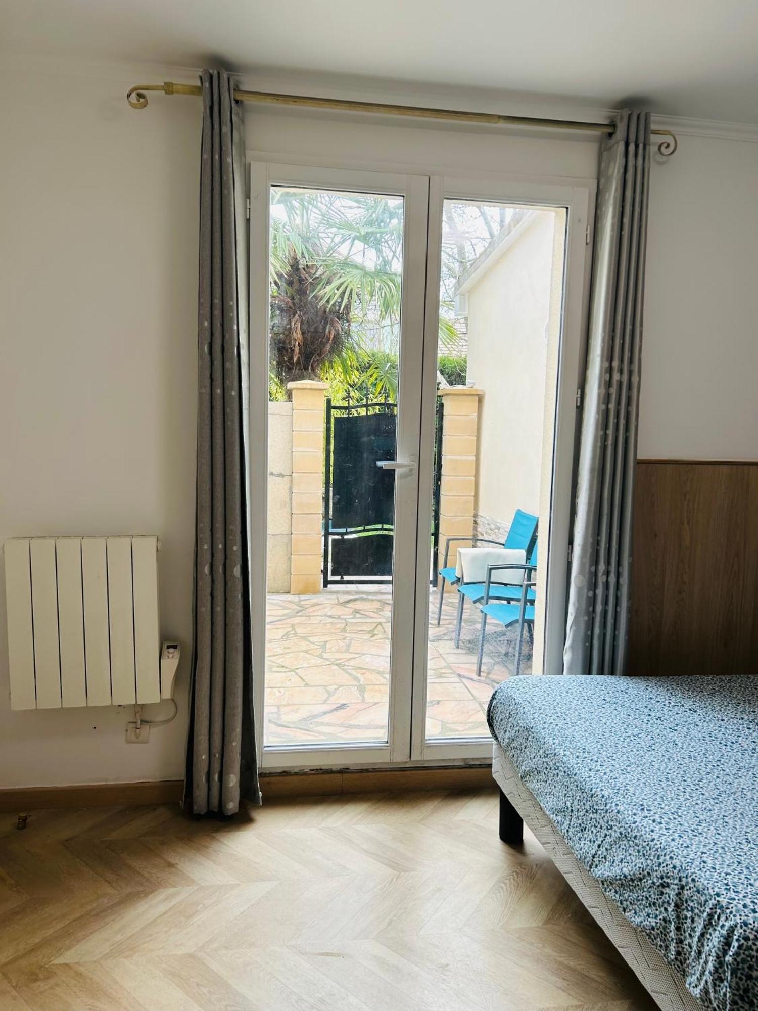 Apartmán Cozy Bussy-Saint-Georges Exteriér fotografie